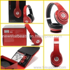 Red beats studio headphone by dr dre with new accessories and packing