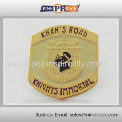 Custom metal blank pin badge/Gold plated enamel lapel pin