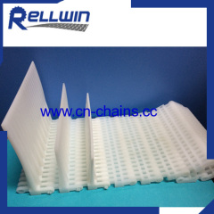 Modular plastic Conveyor belt Flush Grid with Flight 50-100