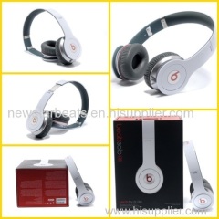 White beats solo hd headphone by dr dre for iphone with new packing