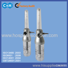 Medical oxygen regulator with humidifier