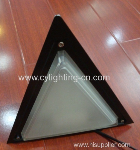 12 w triangle led light for courtyard