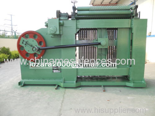 Heavy duty hexagonal mesh machine