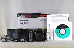 Panasonic Lumix DMC-GH2 16MP Digital SLR Camera with 14-140mm Lens Kit