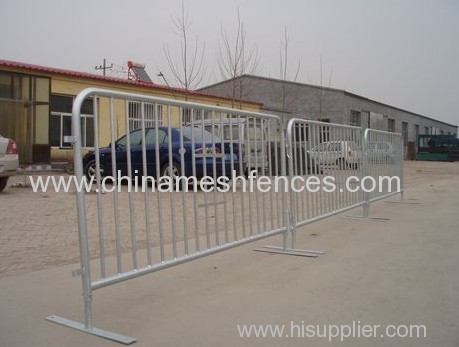 hot-dipped galvanized crowd control barrier with removable feet