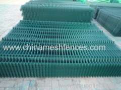 PVC coated RAL6005 curved Euro fence panel