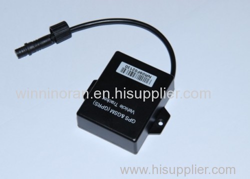 Easy installation car gps tracker