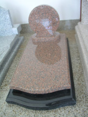 Red Granite gravestone Simple Design