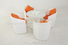 White Wicker Outdoor Dinner Tables And Chairs