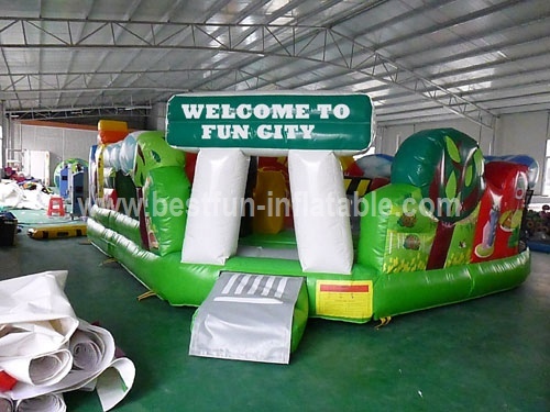 Interactive Inflatable Obstacle Course Fun Park