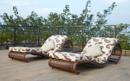 wicker furniture outdoor lounger set