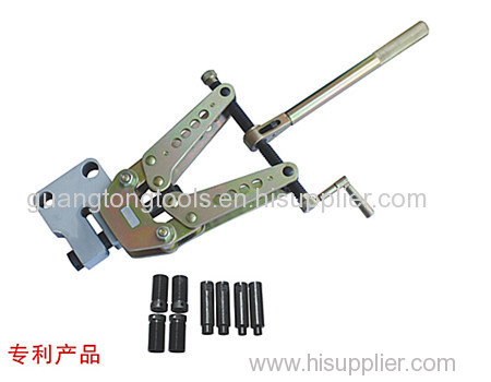 Manual puncher power tool