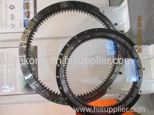 Hyundai excavator slewing ring swing gear