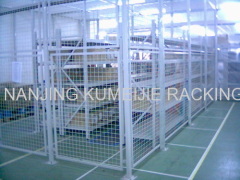movable combined metal mesh wall