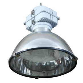 Industrial highbay fitting with induction lamp