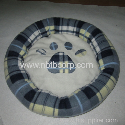 Round classic pet bed in different colors