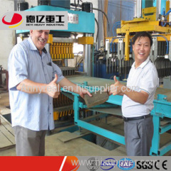 Hydraulic brick making machine