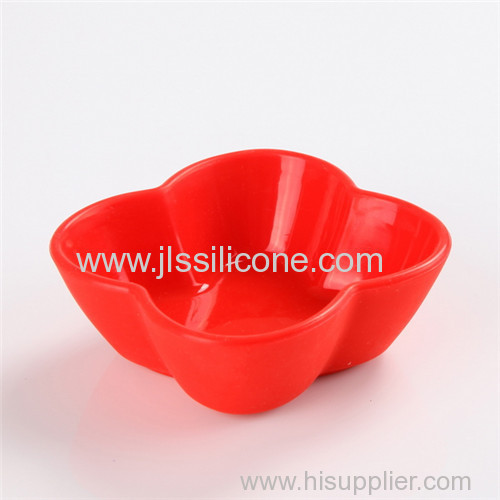 mini pinch silicone bowl