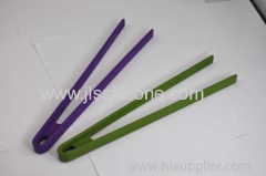 Colorful Silicone nylon kitchen tongs in utensil