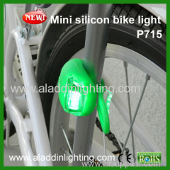 P715 NEW LED bike light