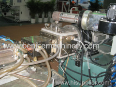 Plastic and wood powder profile extrusion machine