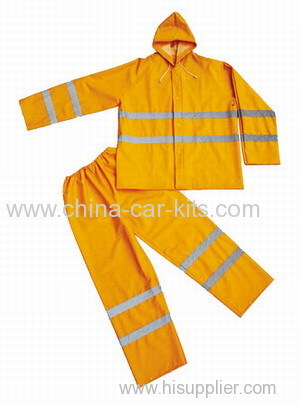 Reflective PVC/POLYESTER Raincoat china supplier