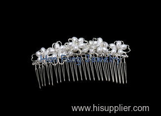 Hair comb with flower shape of pearl surrounded fashion Crystal Bridal Jewelry TLD40118