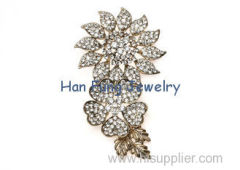 Alloy Crystal Rhinestone Anniversary Crystal Bridal Jewelry Brooches For Women B8805567