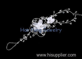 A Unique Design of 925 Sterling Bridal Hair Ornament Crystal Bridal Jewelry SE1360