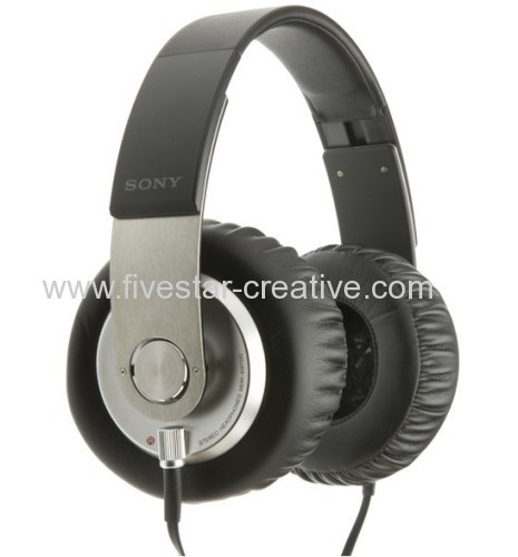 Sony MDR-XB700 Extra Bass 50mm Big Booming XB Diaphragm Driver Extra Bass Headphones Silver Black