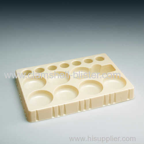 Cosmetic plastic clameshell packaging trays