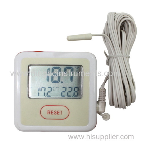 Digital indoor & outdoor thermometer