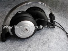 AKG K414P Folding Closed-Back Over the head Headphones with Ambient Noise Attenuation Black