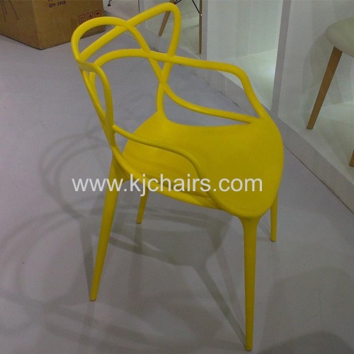 China supplier latest colorful plastic dining room chair for home furniture