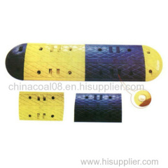 heavy-duty and crush-resistant rubber speed hump