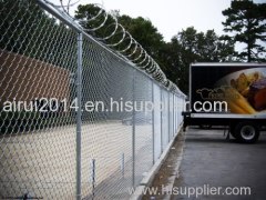 Cheap chain link fence,pvc diamond safety fence,football green mesh fence