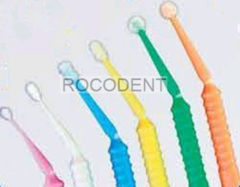 Disposable dental micro applicator or micro brush