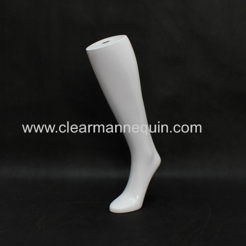 Magnetic incerted PC leg mannequin