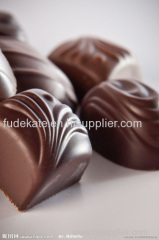 Automatic chocolate moulding line