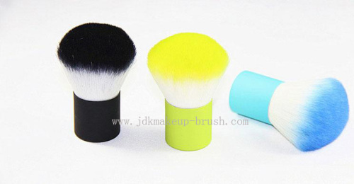 Colored exquisite kabuki brush