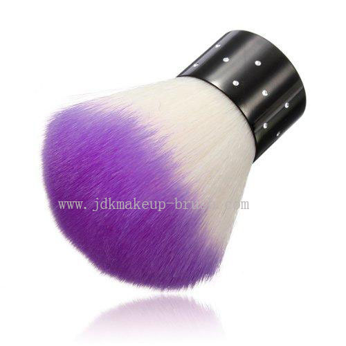 Beautiful Cosmetic Kabuki Brush