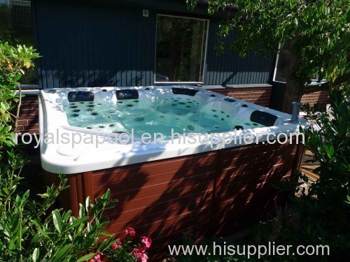 Square outdoor spa hot tubs