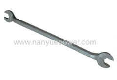 Length double end two headed rigid wrench tool