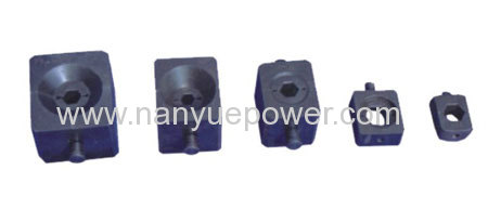 Hexagon compression die sets for conductor and earthwire hydraulic compressor head