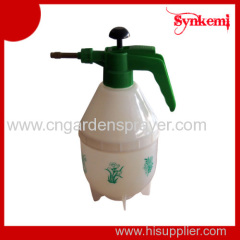 2L manual air pressure sprayer