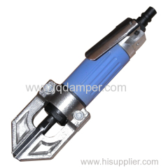 Pneumatic cleaning tool to clean machine