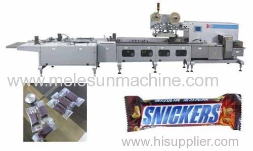 CHOCOLATE PILLOW PACKING MACHINE