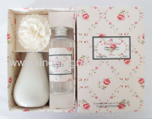 Aroma diffuser / 50ml flower diffuser/ ceramic bottle and sola flower