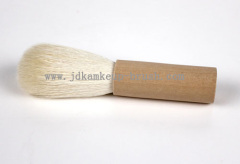 Wooden kabuki blush brush