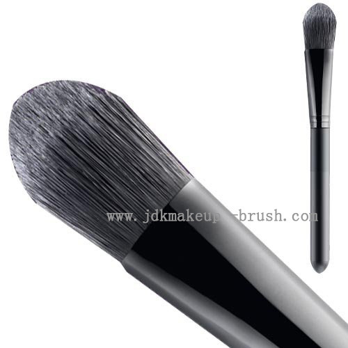 Black Color Face Blush Brush